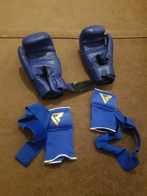 دستکش بوکس گرین هیل در حد نو با باند ونوم|تجهیزات ورزشی|مراغه, |دیوار