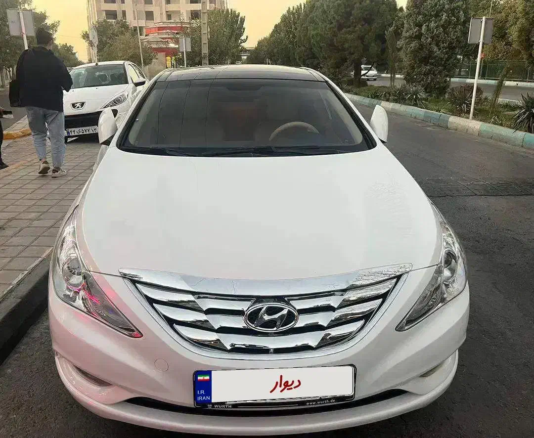 سوناتاyf 2011|خودرو سواری و وانت|اصفهان, لاله|دیوار