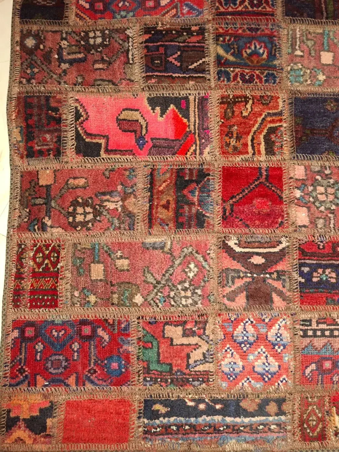 قالیچه|فرش|تهران, جمالزاده|دیوار