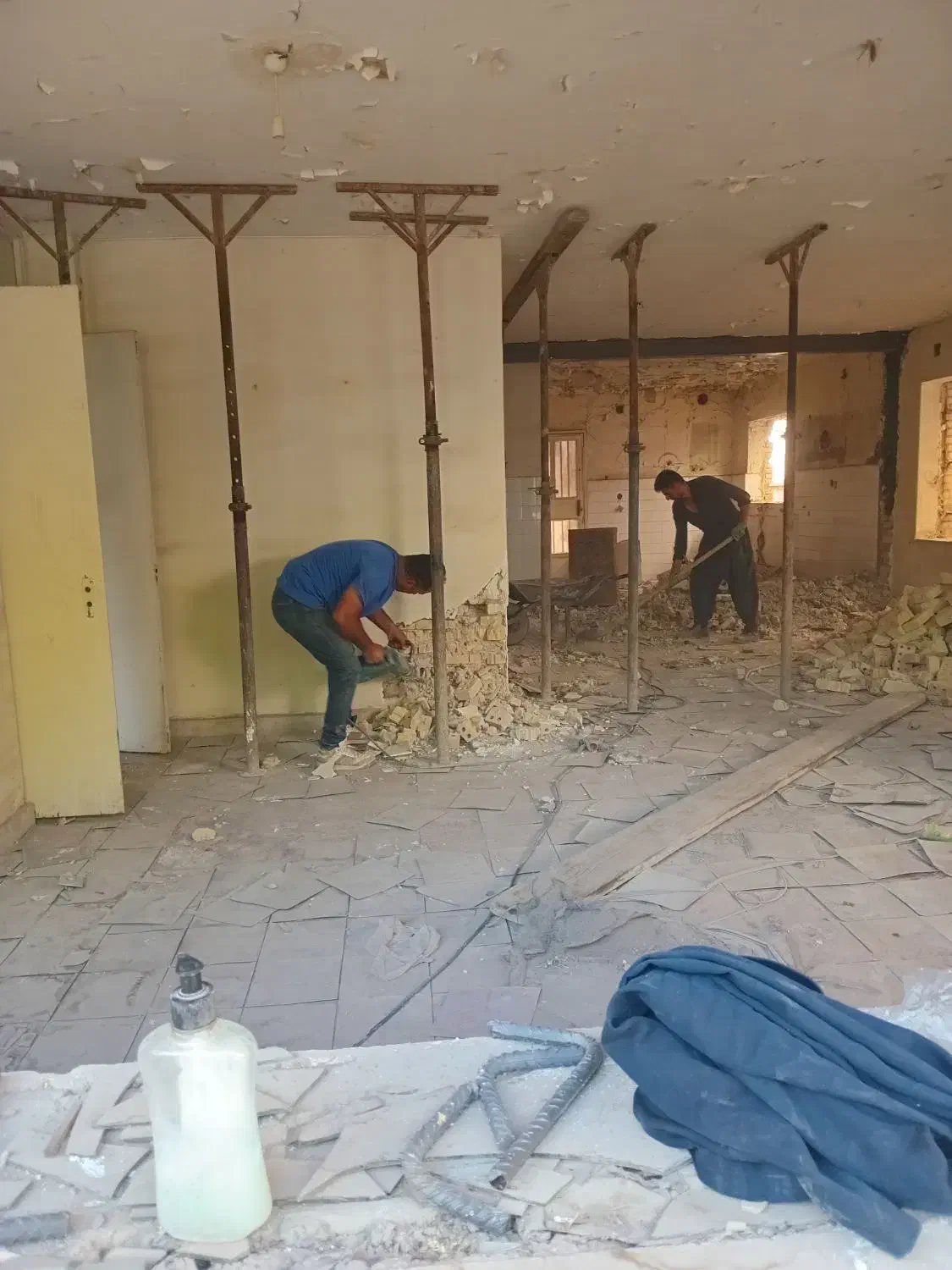 تعمیرات کلی ساختمان(تخریب و بازسازی)|خدمات پیشه و مهارت|اهواز, کوی سعدی|دیوار