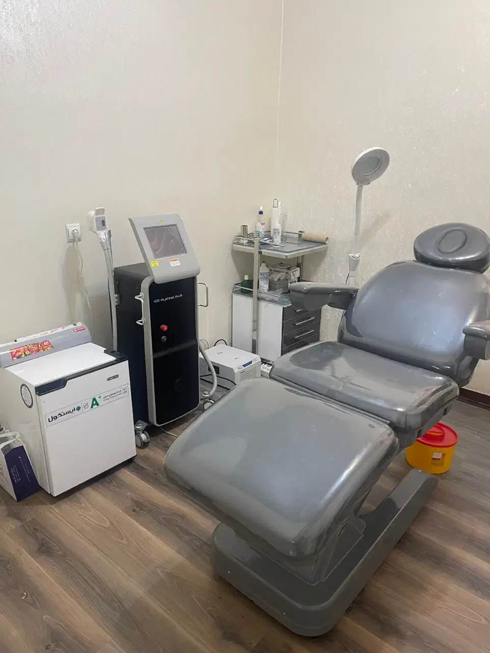 اجاره اتاق مناسب پزشک ، روانشناس و پیراپزشکی|اجارهٔ دفتر کار، اتاق اداری، مطب|تهران, فردوس|دیوار