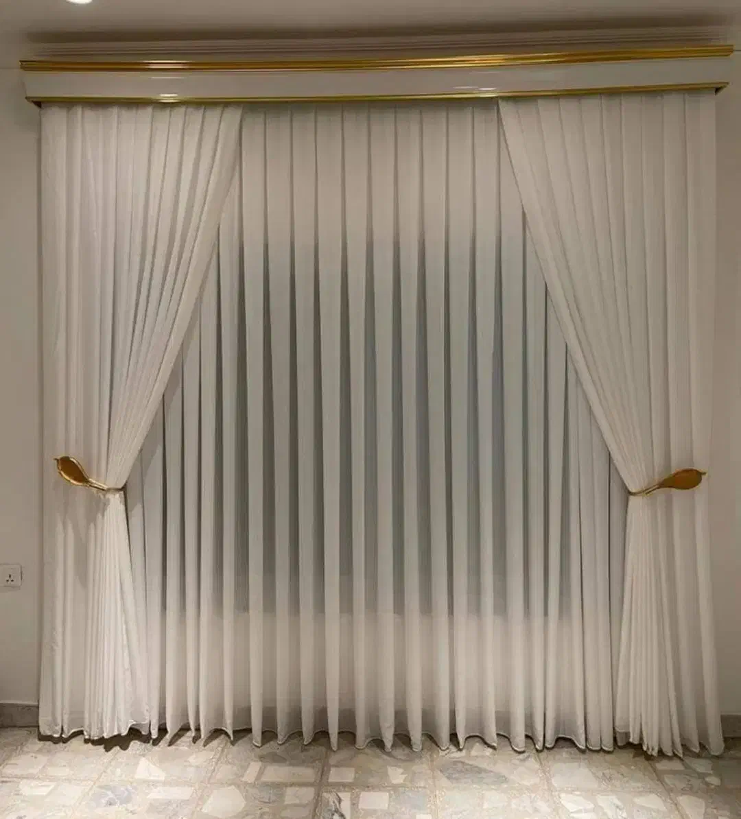 پرده های مدرن و جدیدبا قیمت مناسب|پرده، رانر، رومیزی|قزوین, |دیوار