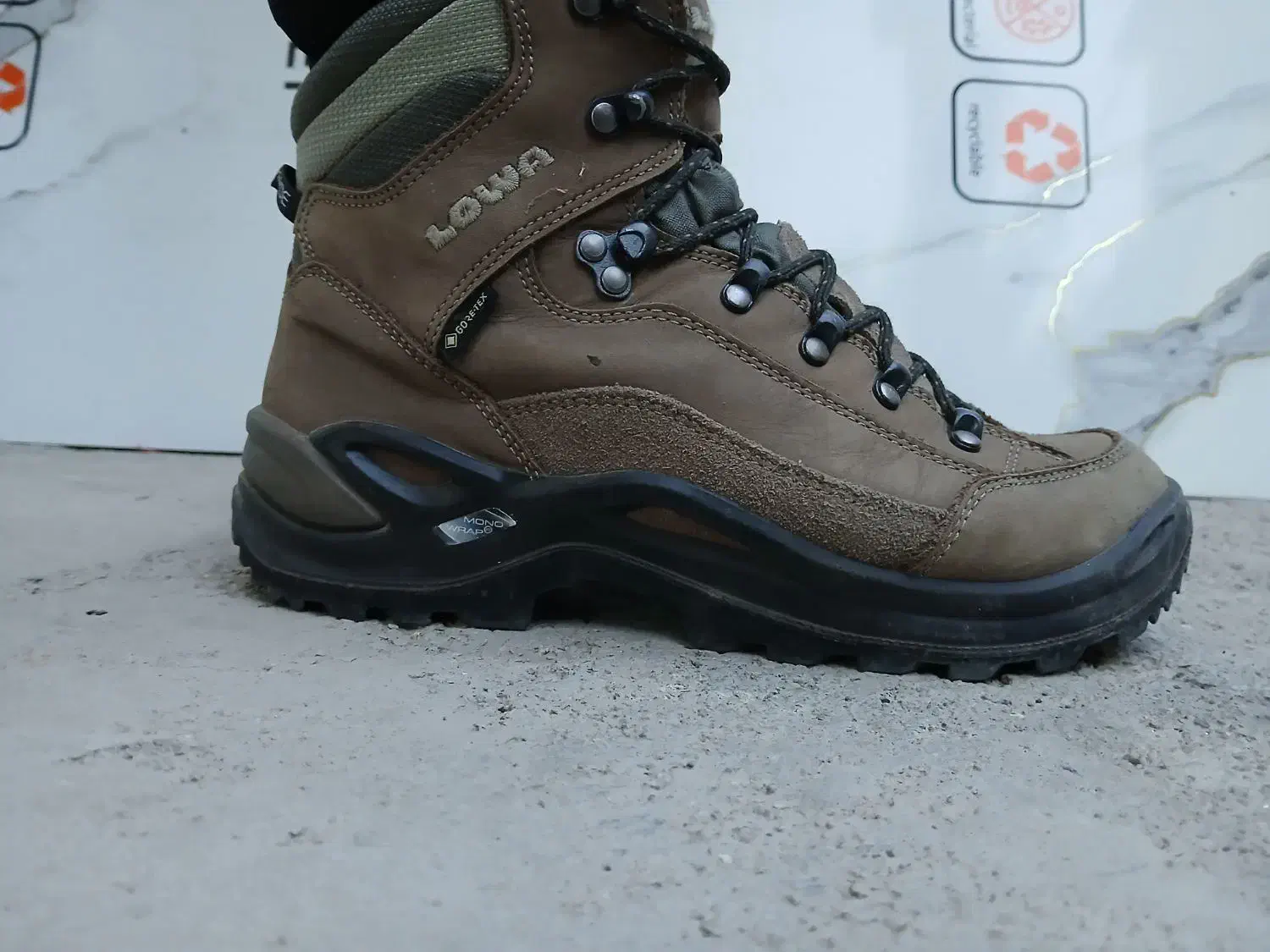 پوتین کوهنوردی سایز ۴۰|کوهنوردی و کمپینگ|اردبیل, |دیوار