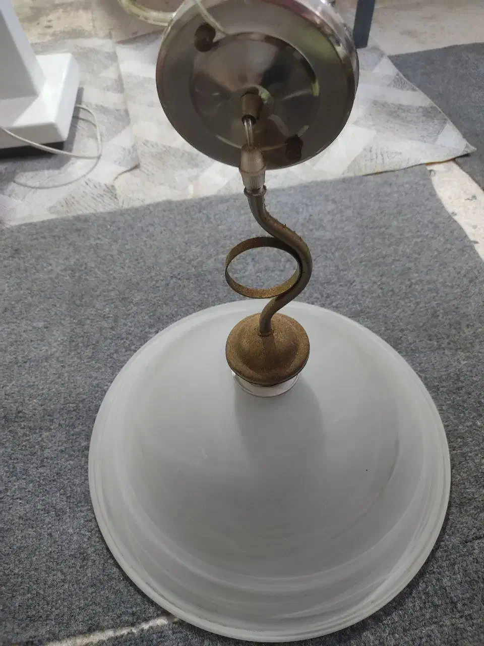 لوستر ساده کار کرده سالم|لوستر و چراغ آویز|تهران, کاج|دیوار