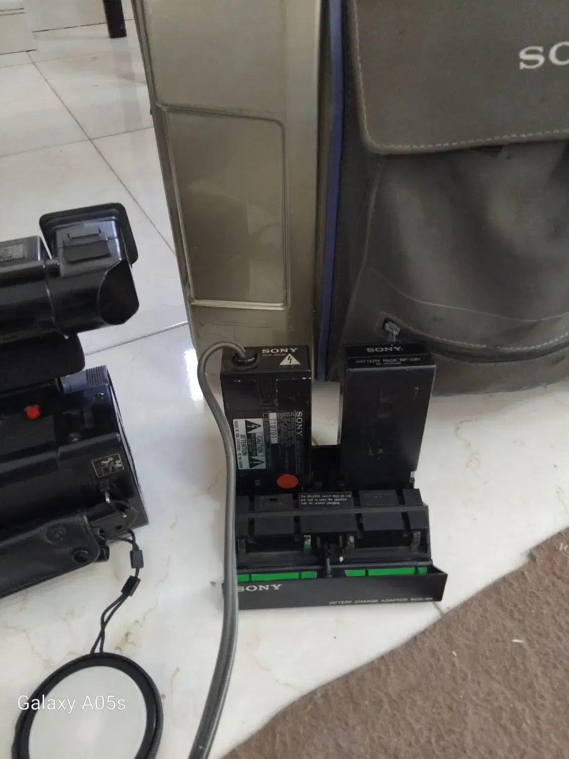 دوربین فیلم برداری قدیمی|کلکسیون اشیاء عتیقه|فردیس, نسترن شرقی|دیوار