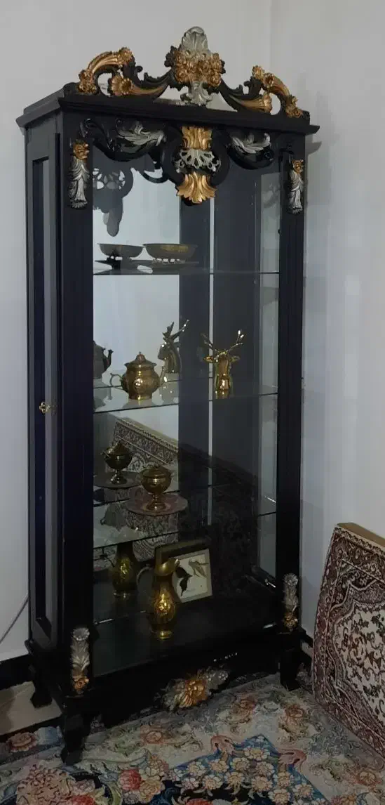 بوفه مشکی طلایی|بوفه، ویترین، کنسول|کرمانشاه, |دیوار