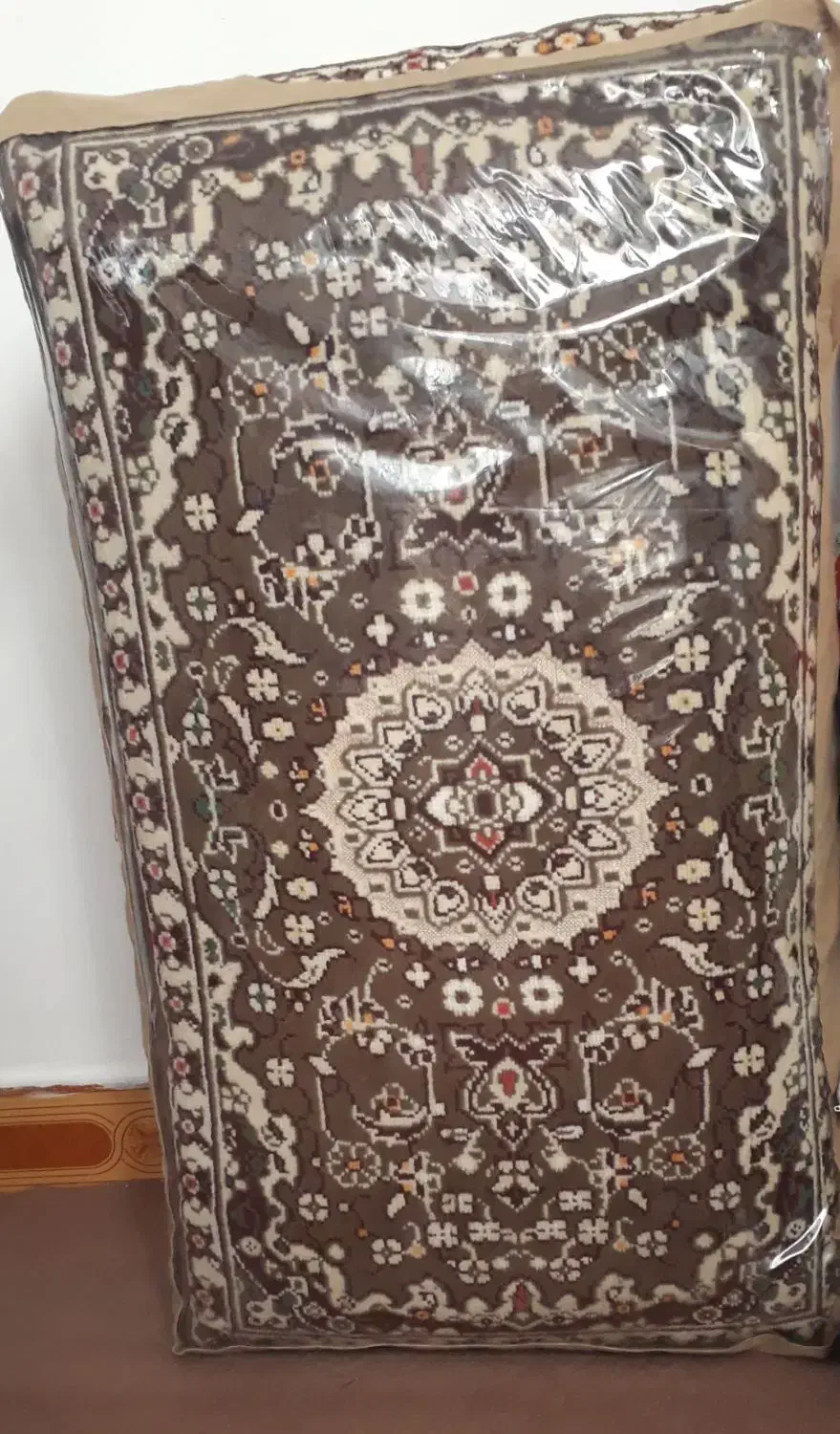 پشتی تمیز|پشتی|اراک, |دیوار