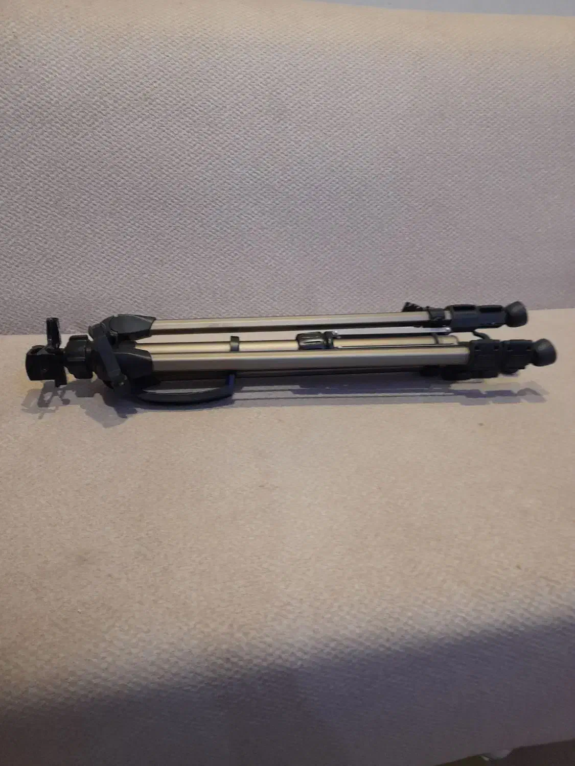 سه پایه بوم نقاشی استند فلزی محمودآباد|لوازم التحریر|محمودآباد, |دیوار