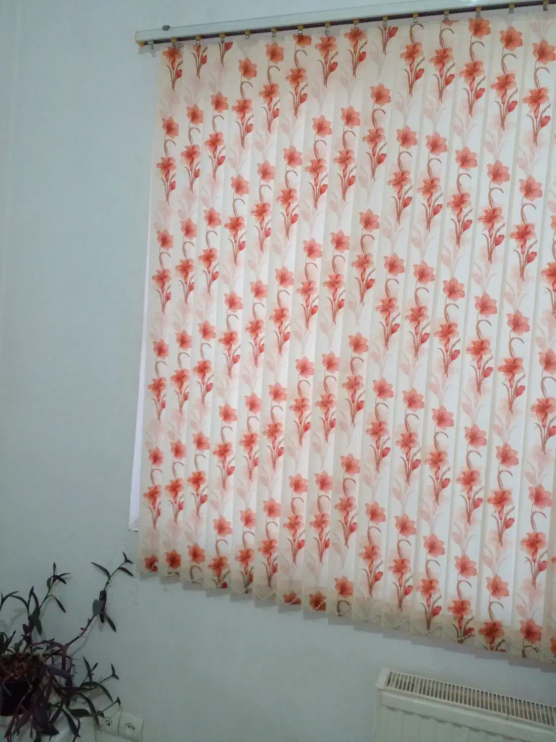 پرده عمودی در حد نو|پرده، رانر، رومیزی|سنقر, |دیوار