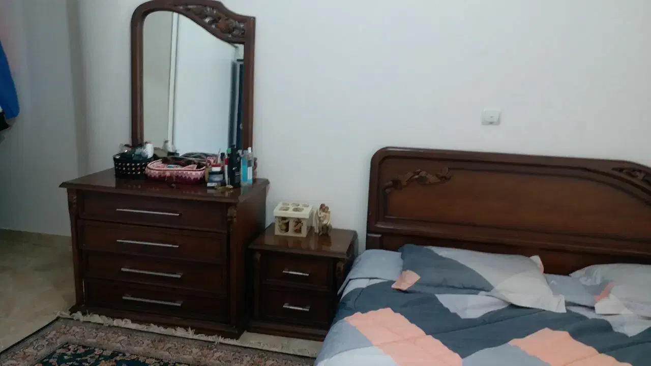 تخت دو نفره بادوکمدکوچک|تخت و سرویس خواب|سنندج, |دیوار