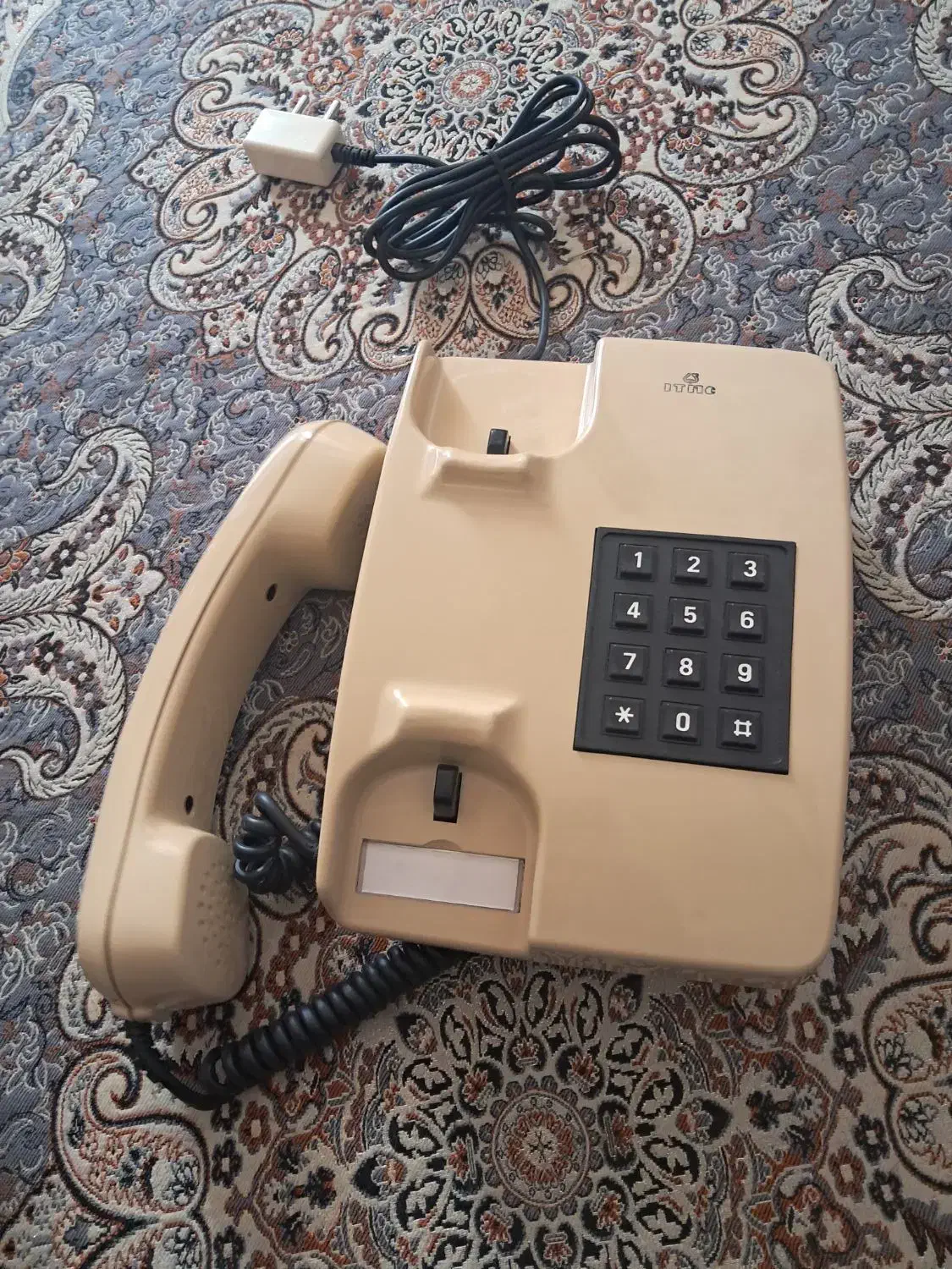 تلفن نونو پلمپ قدیمی عتیقه|تلفن رومیزی|شیراز, بریجستون|دیوار