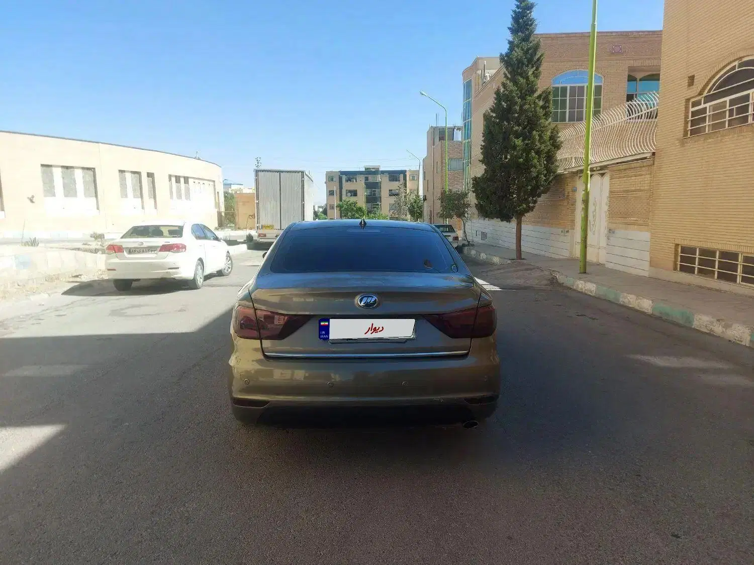 لیفان۸۲۰ مدل۱۳۹۵|خودرو سواری و وانت|خمینیشهر, |دیوار
