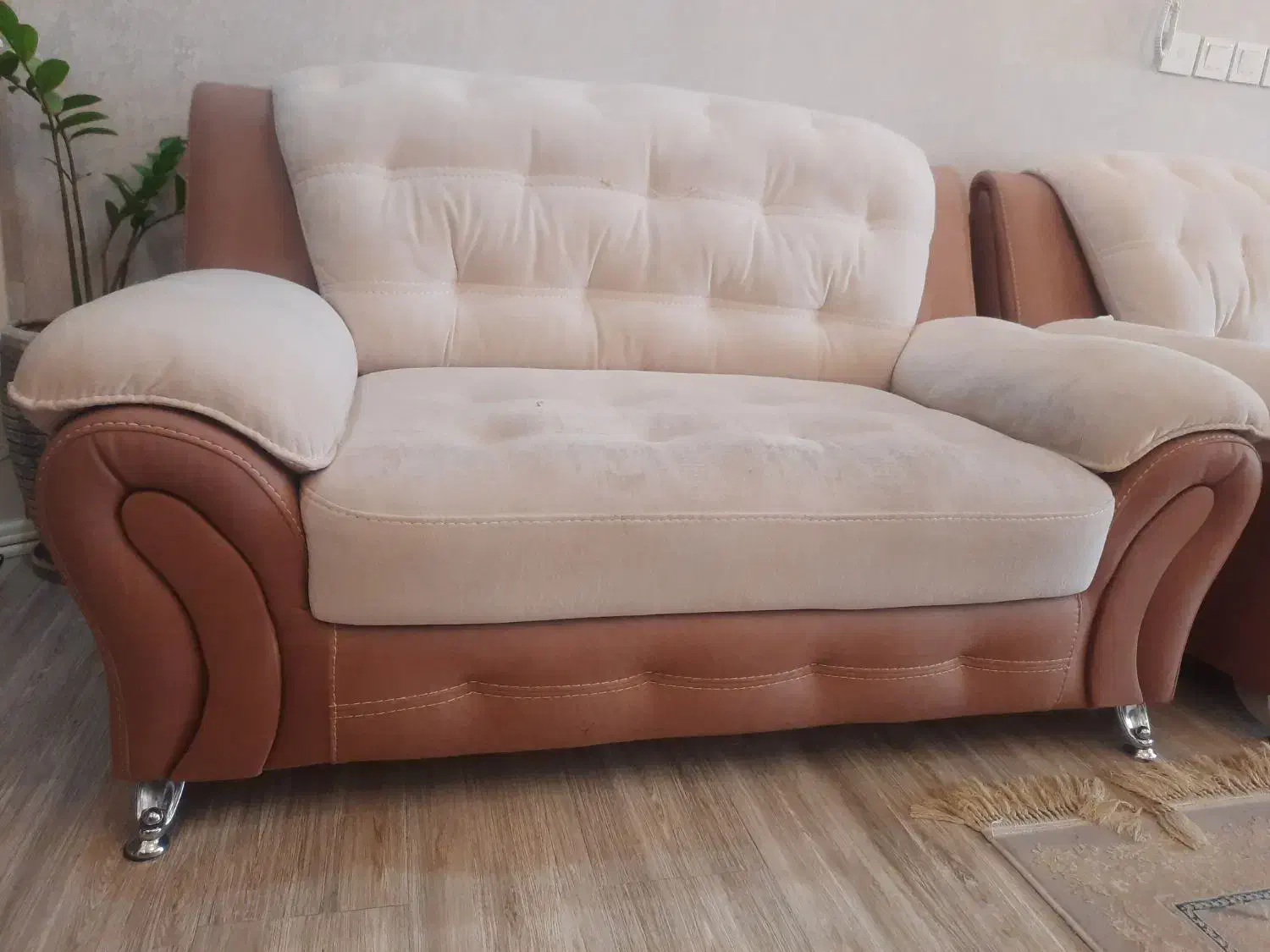 فروش مبل  دست دوم تمیز و در حد نو|مبلمان خانگی و میز عسلی|بجنورد, |دیوار