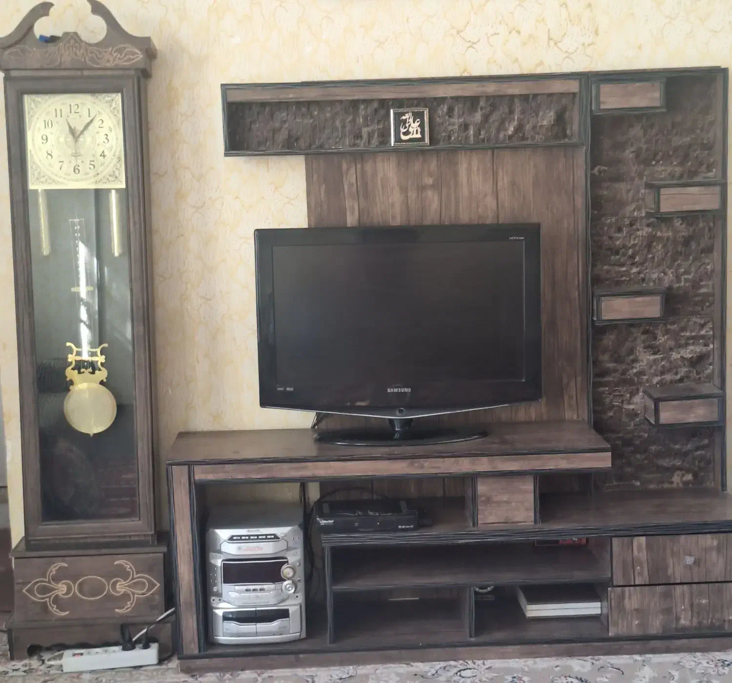 فروش میز و ساعت ایستاده|میز تلویزیون|سیرجان, |دیوار