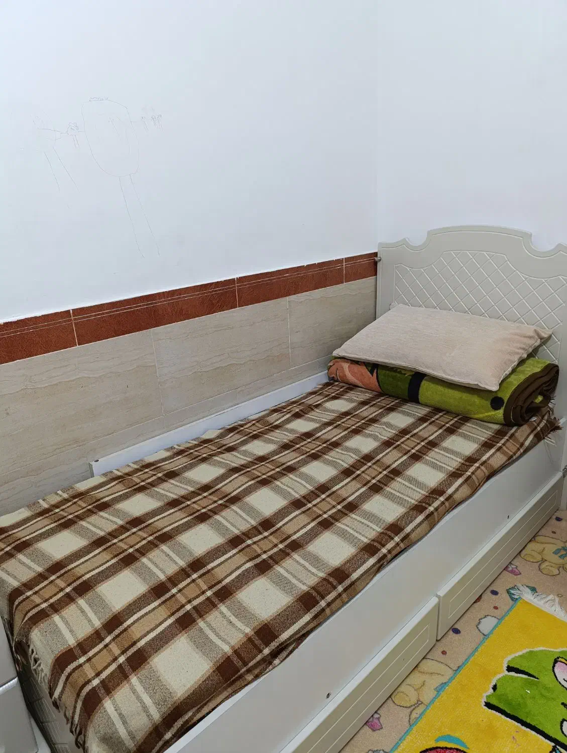 تخت یه نفره|تخت و سرویس خواب|بوئین زهرا, |دیوار