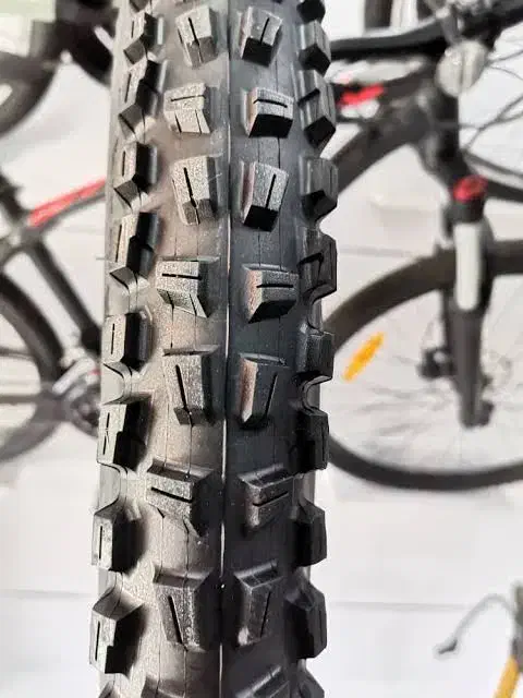 لاستیک و تیوپ دوچرخه قفل دوچرخه لوازم دوچرخه|دوچرخه، اسکیت، اسکوتر|فردیس, فردیس|دیوار