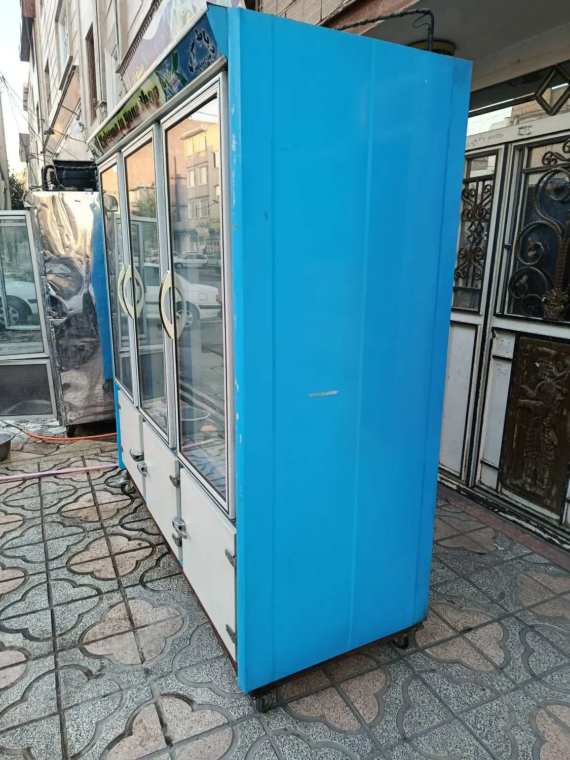 یخچال ایستاده ۶ درب  پشت بسته درحد|فروشگاه و مغازه|تهران, تهرانسر مرکزی|دیوار