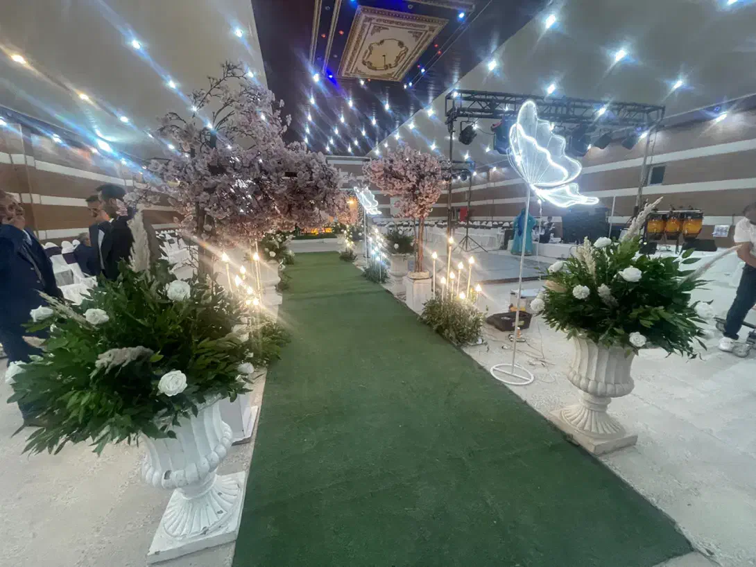 تالار مجالس سی سخت|خدمات پذیرایی، مراسم|سیسخت, |دیوار