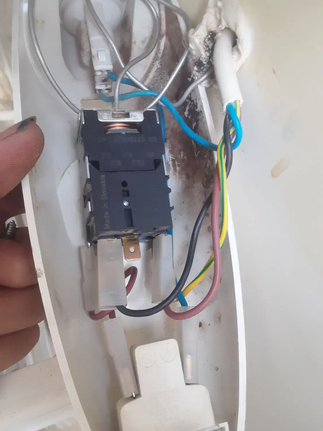 تعمیرات یخچال و آبگرمکن و بخاری|خدمات پیشه و مهارت|بجنورد, |دیوار