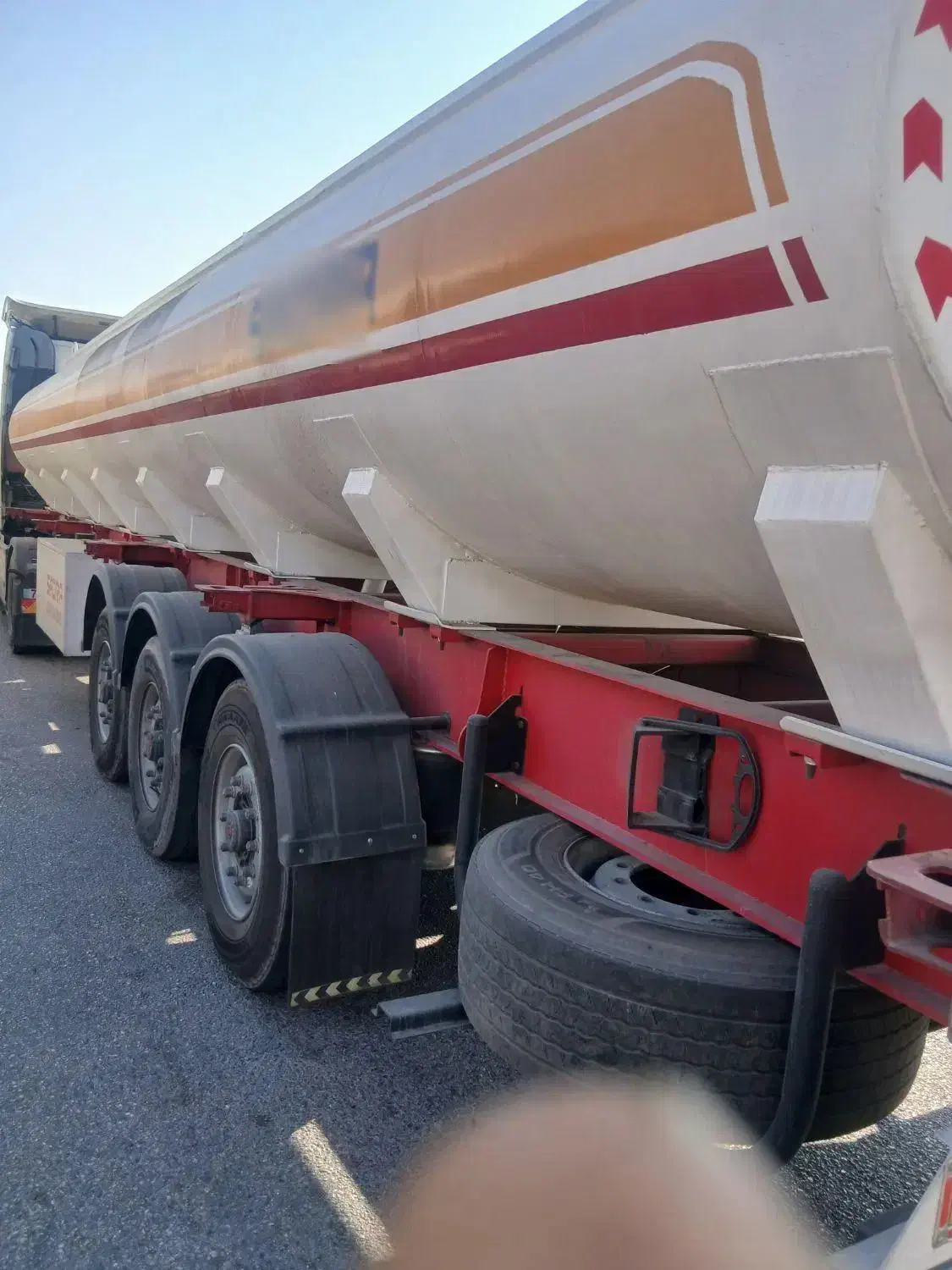 فروش تانکر چهار مواد با تیغه کانتین بر در حد صفر|خودرو سنگین|جلفا, |دیوار