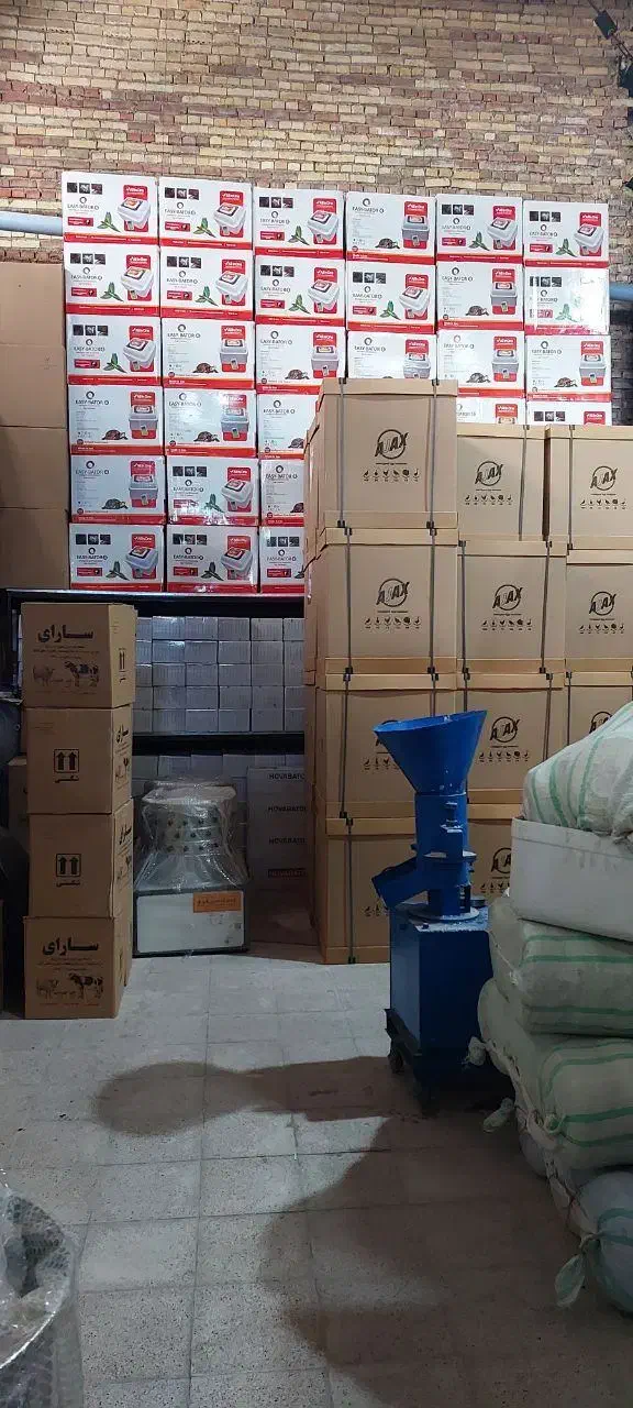 دستگاه ایزی باتور 5-6 جوجه کشی12تایی|لوازم جانبی حیوانات|گرگان, |دیوار