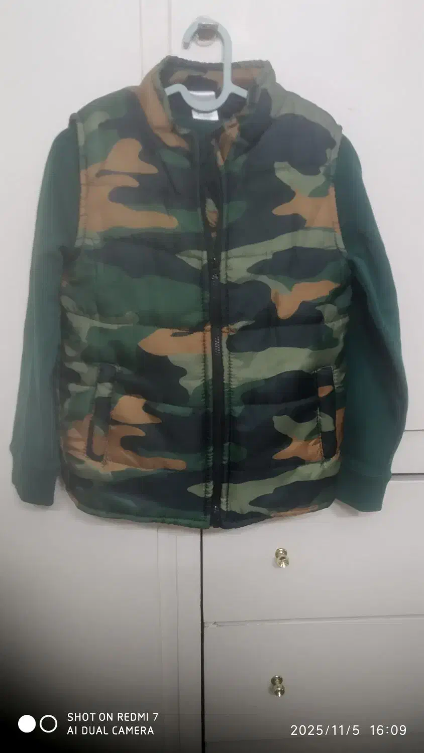 لباس پسرونه|کفش و لباس بچه|ری, دیلمان|دیوار