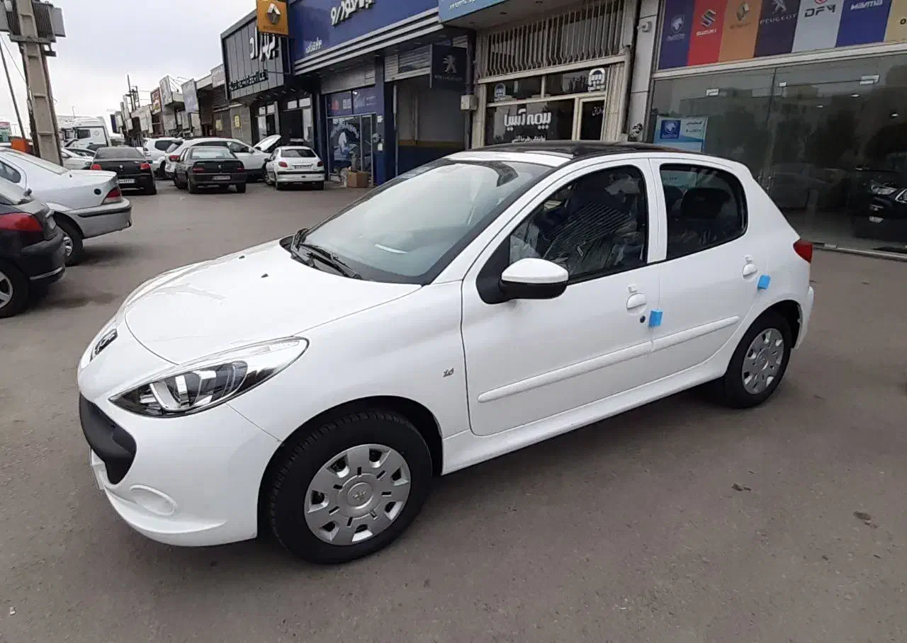 ۲۰۷ پانوراما دنده ای صفر کارخانه|خودرو سواری و وانت|اردبیل, |دیوار