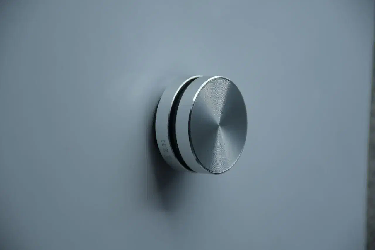 اسپیکر بلوتوثی (هر چیزی را به بلندگو تبدیل کنید)|پخش‌کننده همراه|اصفهان, سرچشمه|دیوار