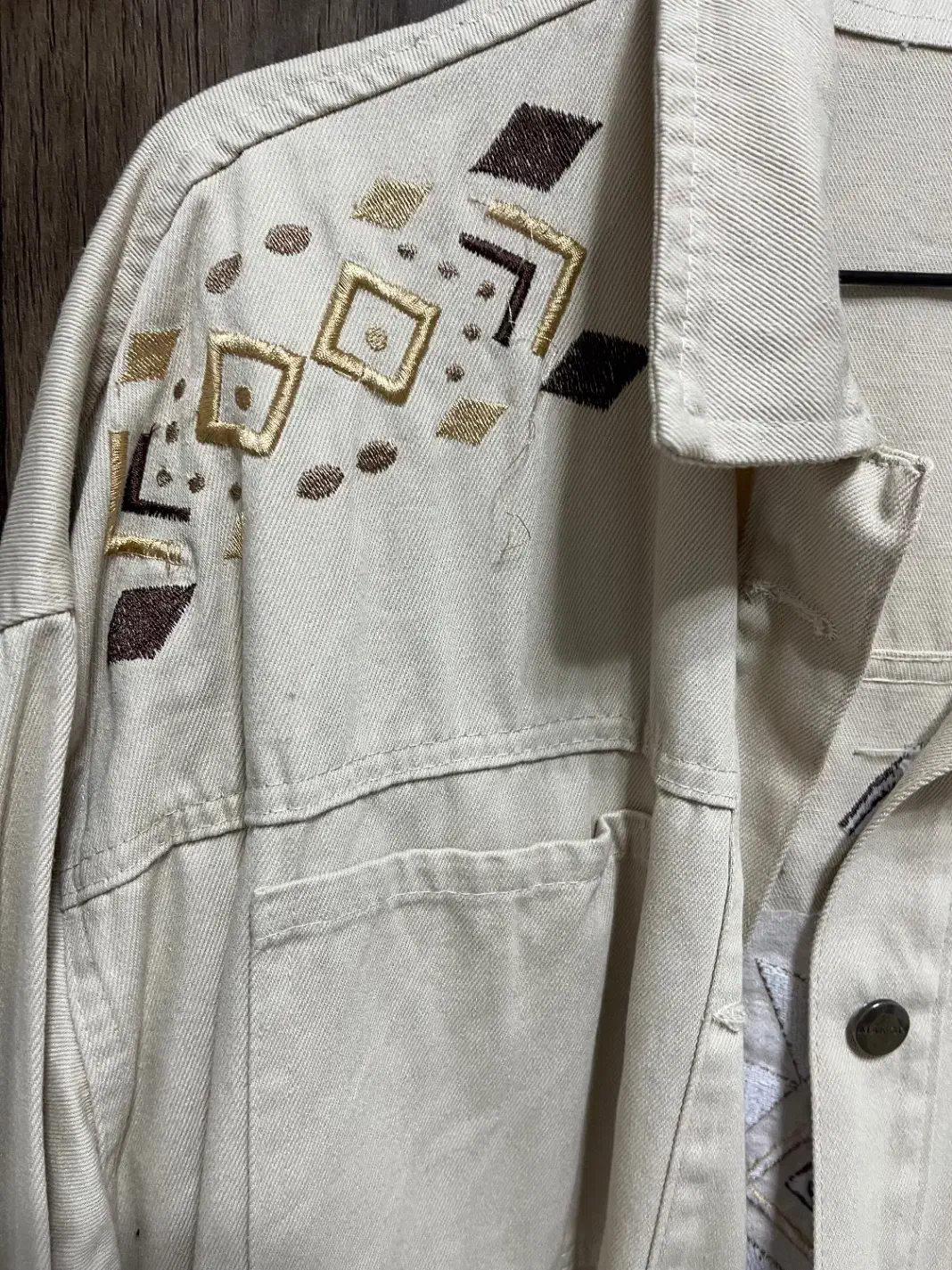 کت کتان رنگ کرم استخونی|لباس|لاهیجان, لاشیدان|دیوار