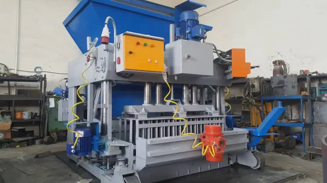 پرکن دارسرعتی بلوک زن تمام اتومات|ماشینآلات صنعتی|کاشان, شهرک صنعتی جعفرآباد ۱|دیوار