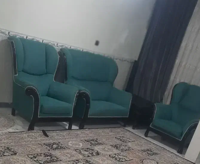 مبلمان ۷ نفره محکم و سالم نشیمنها بدون تو رفتگی|مبلمان خانگی و میز عسلی|قدس, شهر‌قدس|دیوار