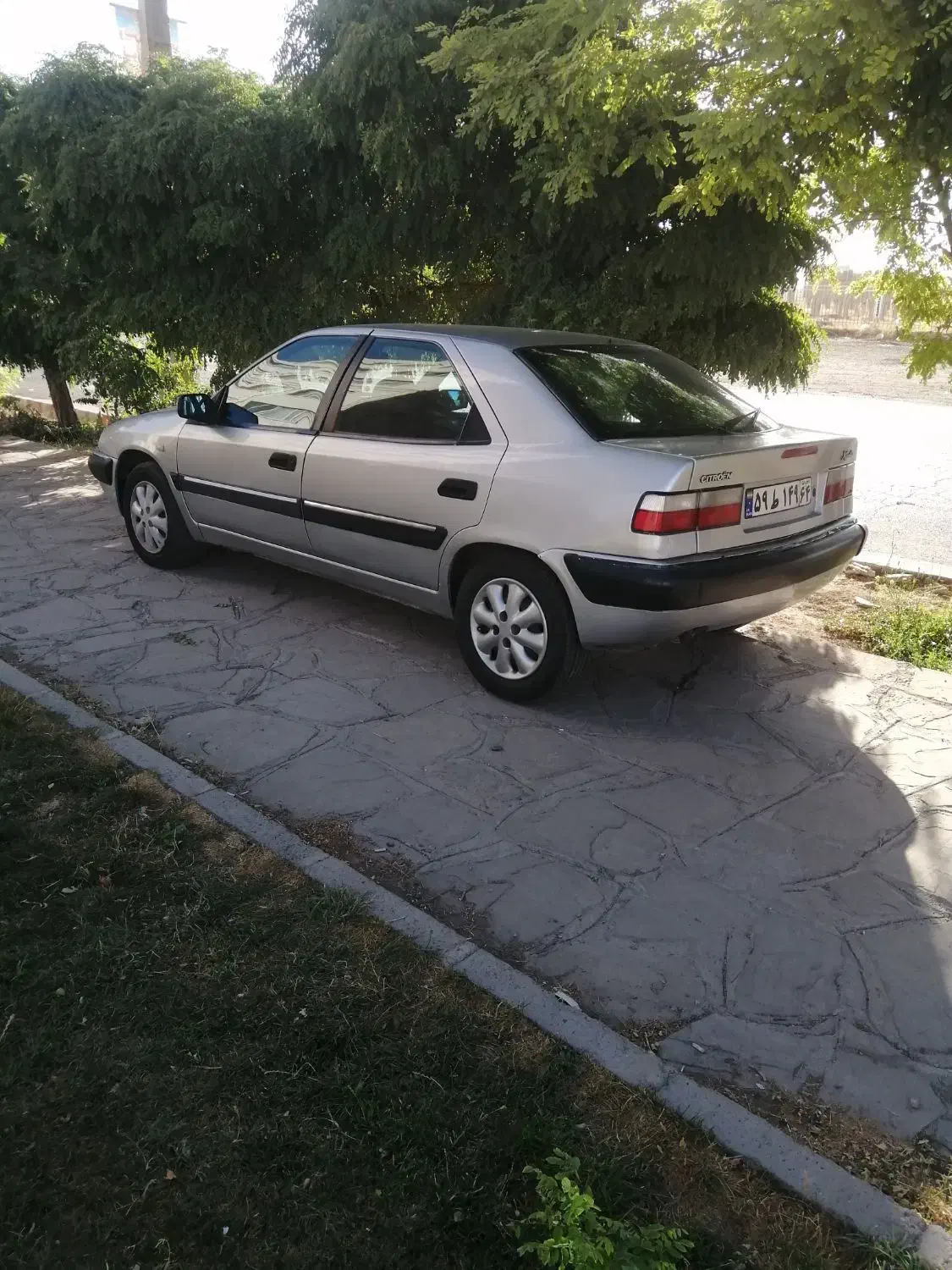 زانتیا2000 مدل 83|خودرو سواری و وانت|سنندج, |دیوار