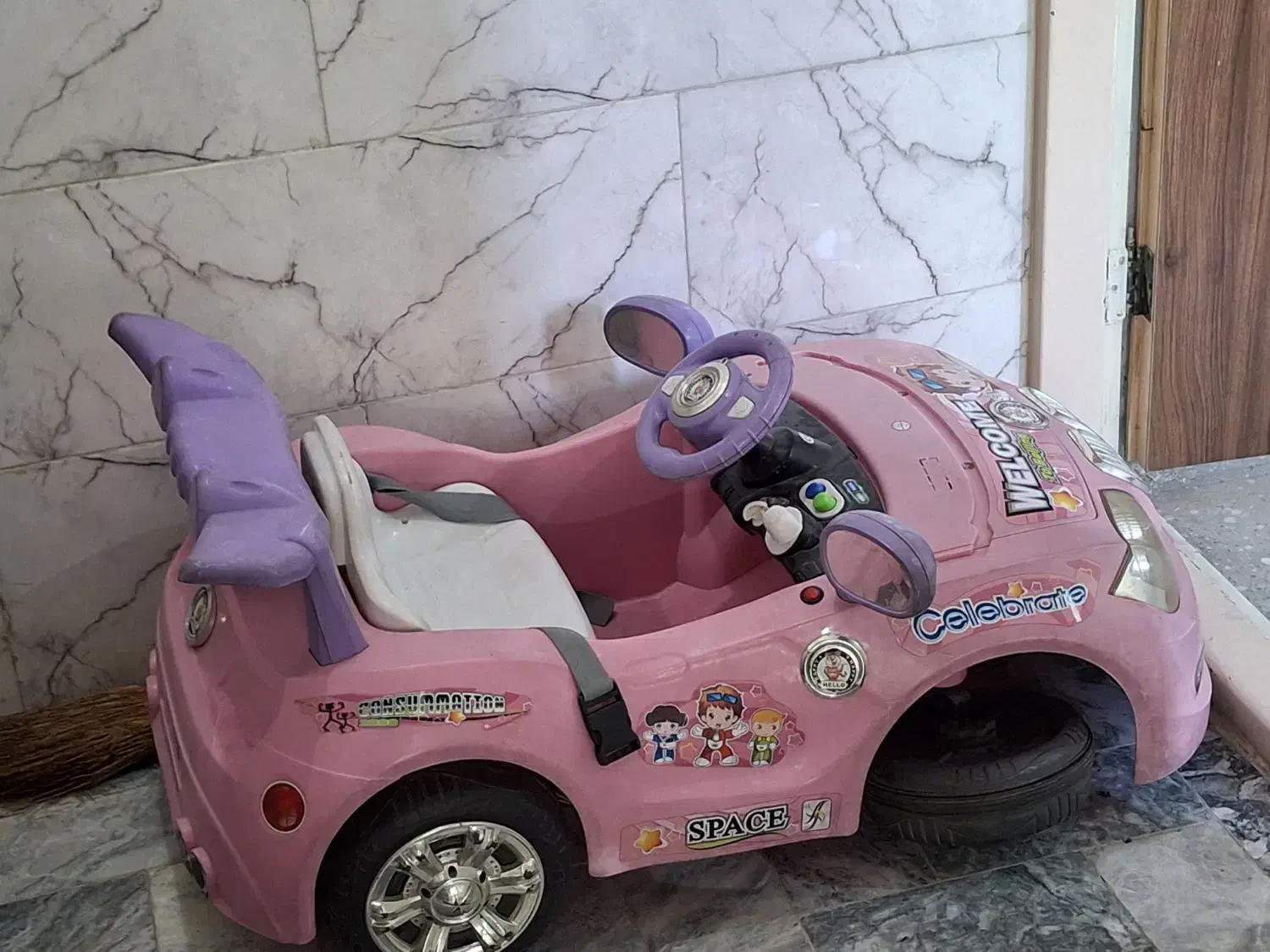 ماشین شارژی ودوچرخه دخترانه بفروش میرسد|اسباب‌‌بازی|باقرشهر, |دیوار