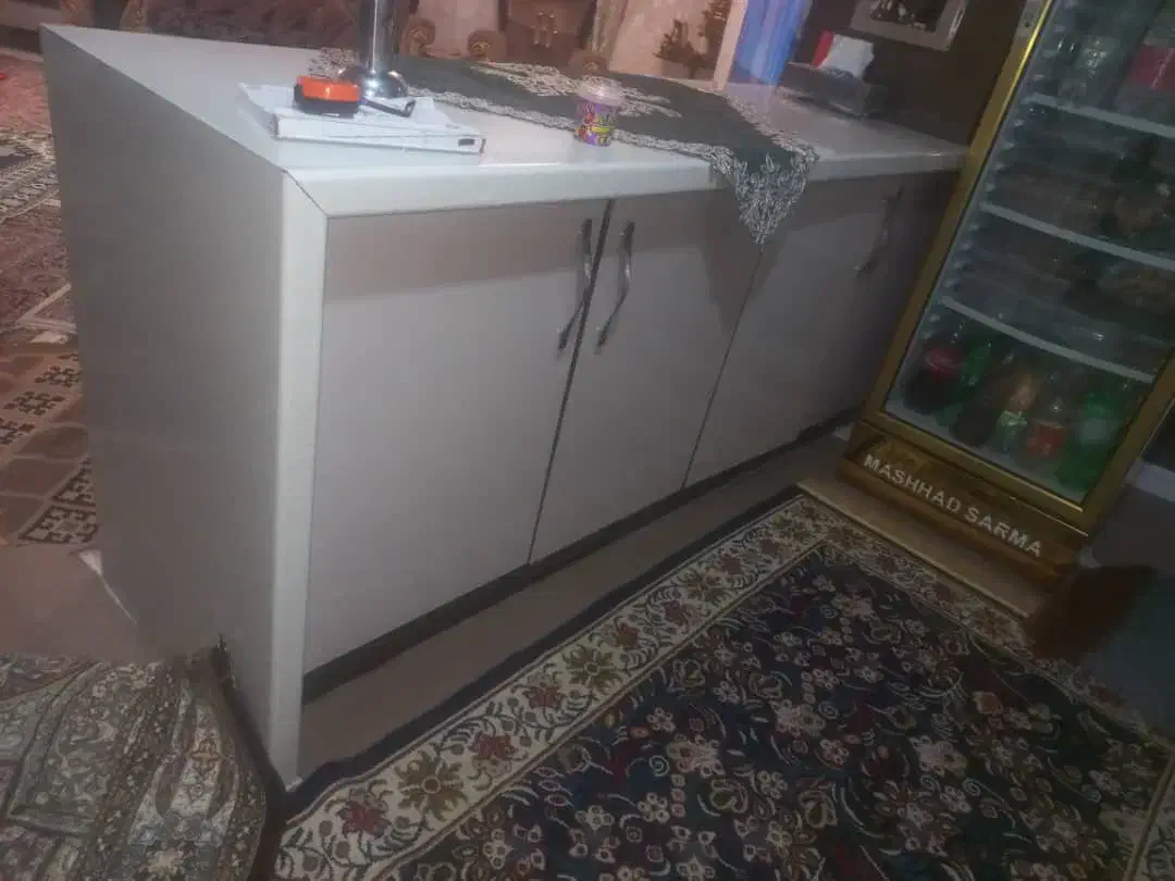 کابینت دست دوم درحد نو|کتابخانه، شلف، قفسههای دیواری|بندرعباس, |دیوار