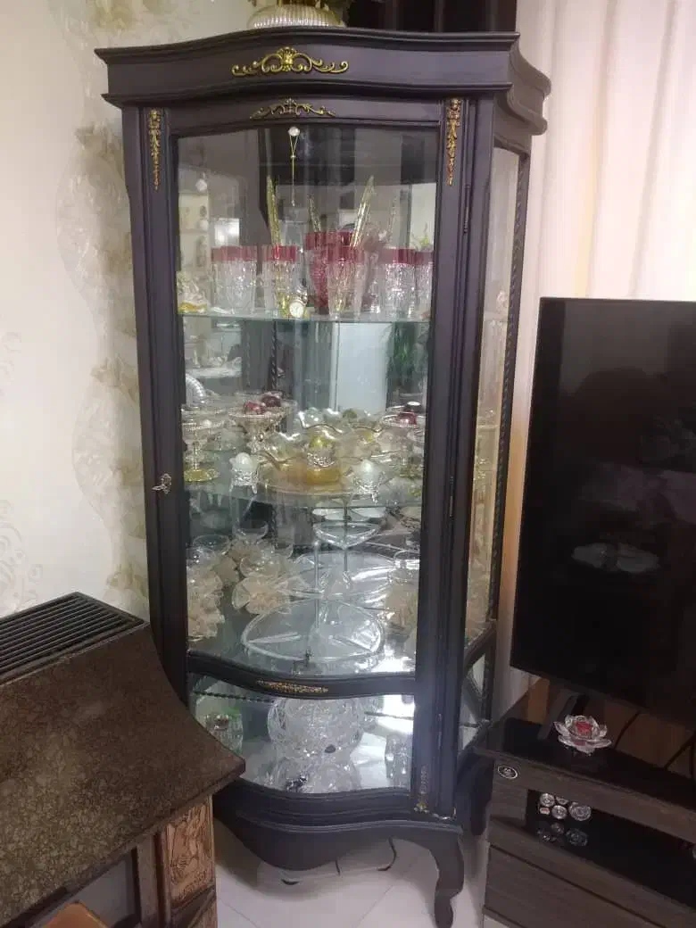 بوفه در حد نو|بوفه، ویترین، کنسول|شیراز, بهارستان|دیوار