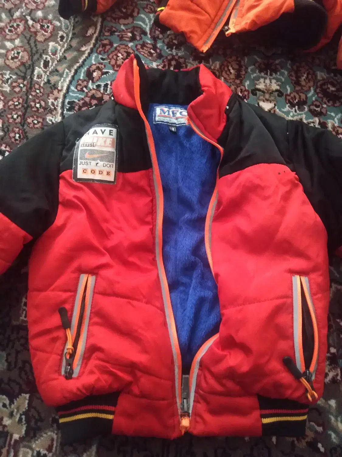 کاپشن پسرونه|لباس|گرمی, |دیوار