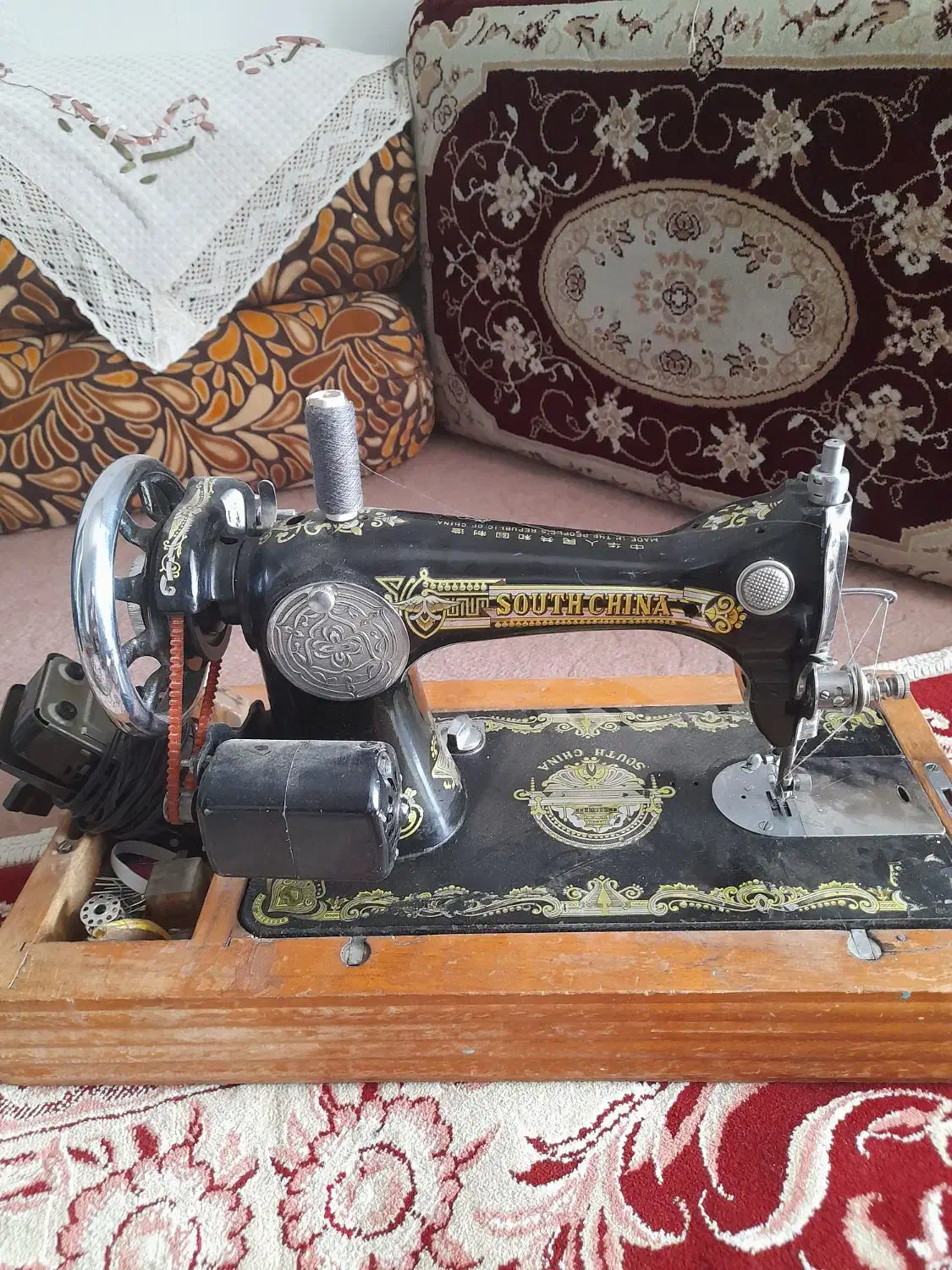 چرخ خیاطی سالم و بدون ایراد با دینام تازه|چرخ خیاطی و ریسندگی|سنندج, |دیوار