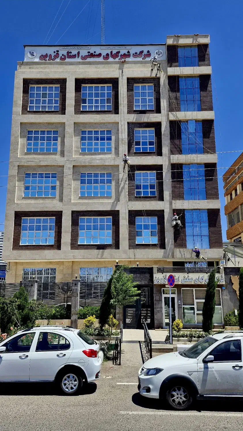 پیچ رولپلاک نما،شستوشو نما،بدون داربست، راپل|خدمات پیشه و مهارت|قزوین, |دیوار