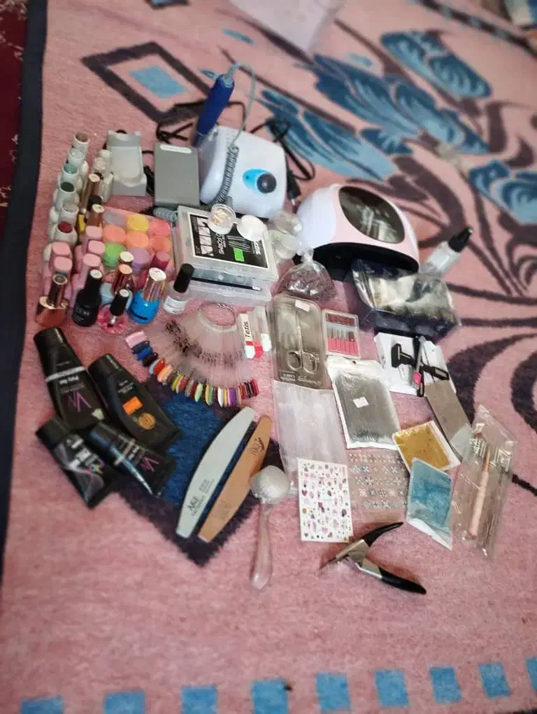 وسایل کاشت ناخن یازده میلیون|آرایشی، بهداشتی، درمانی|یاسوج, |دیوار