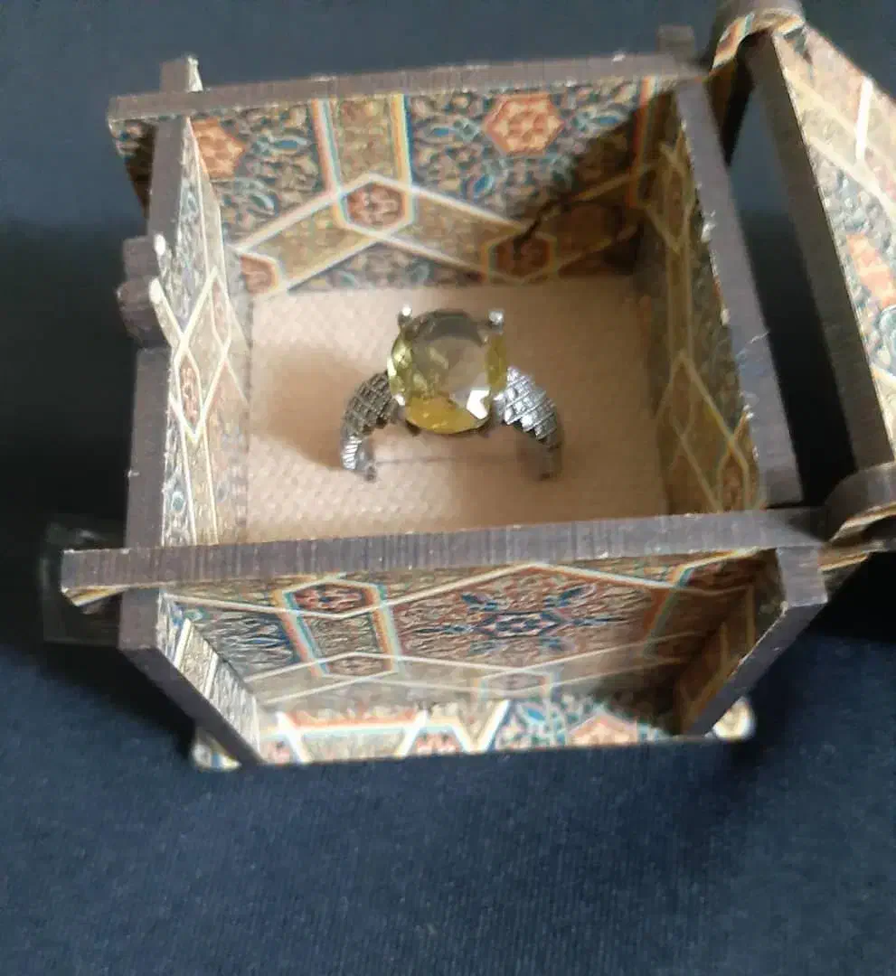 انگشتر|جواهرات|ری, فیروزآبادی|دیوار