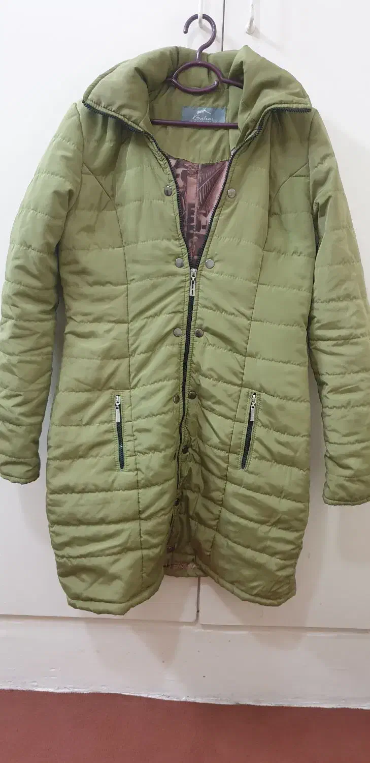 پالتو در حد نو .داخل پشم شیشه|لباس|تهران, تهرانپارس شرقی|دیوار