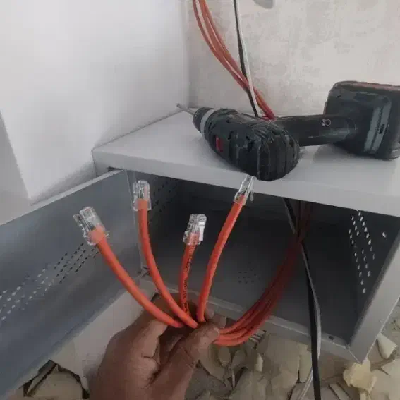 فروش و خدمات انواع دوربین های مداربسته و دزدگیر|خدمات پیشه و مهارت|بهبهان, |دیوار