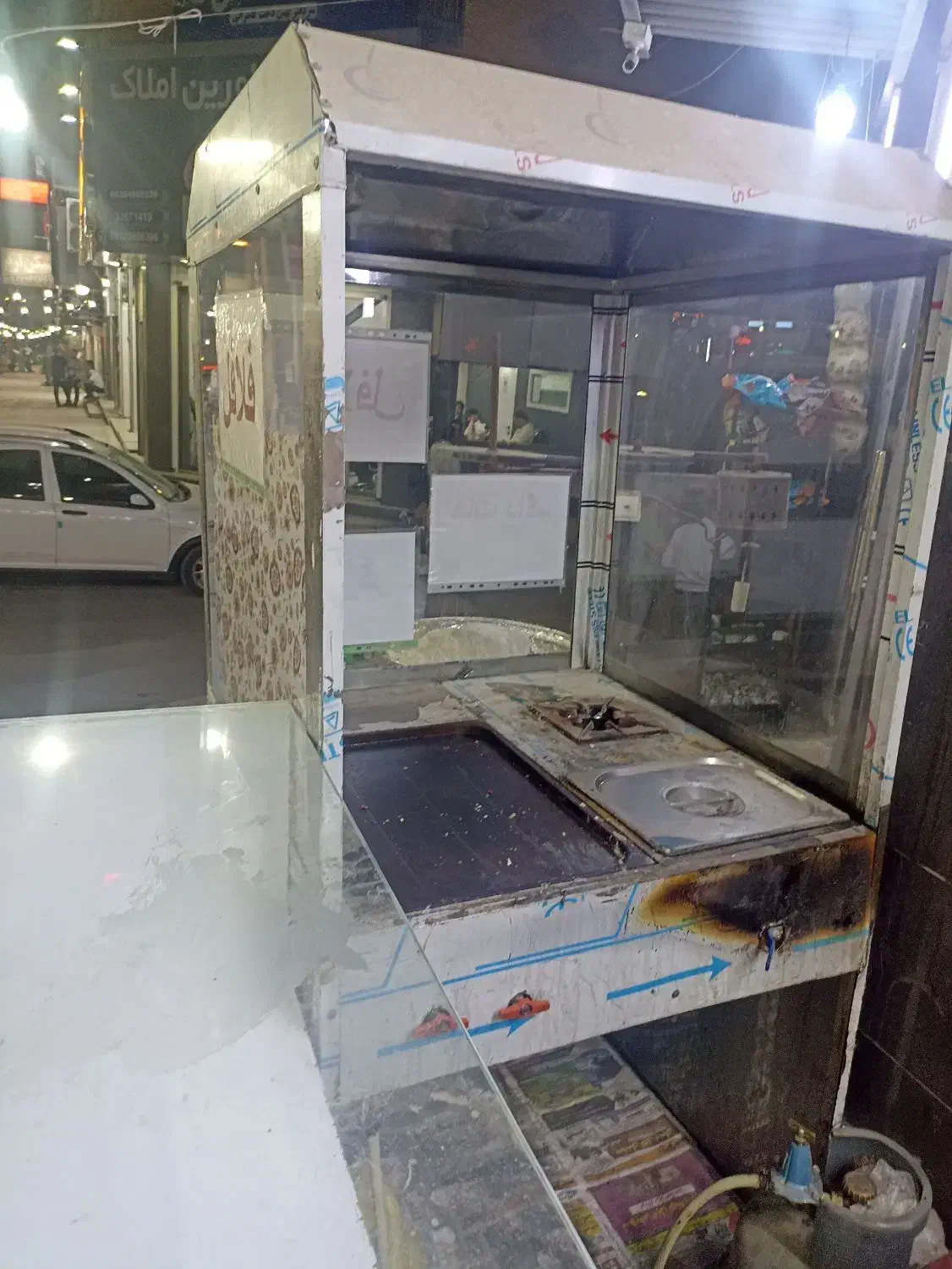 دکه فلافلی تمیز و کم استفاده|کافی‌شاپ و رستوران|بندرعباس, |دیوار