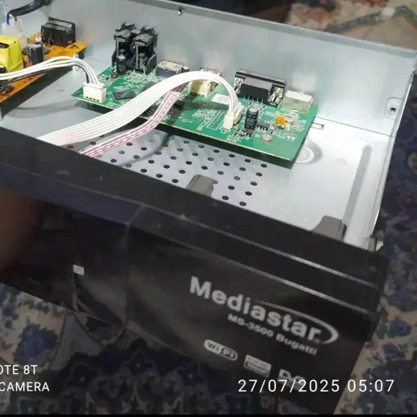 نصاب انواع آنتن و گیرنده نصب پایه دیواری تلویزیون|خدمات پیشه و مهارت|مشهد, حجاب (شهرک غرب)|دیوار