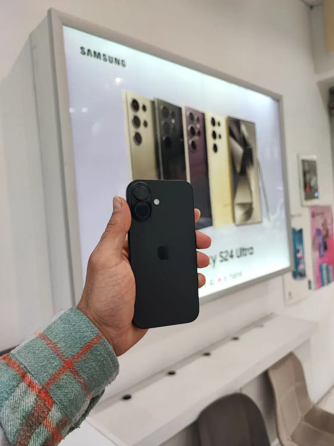 iphone 16|موبایل|همدان, |دیوار