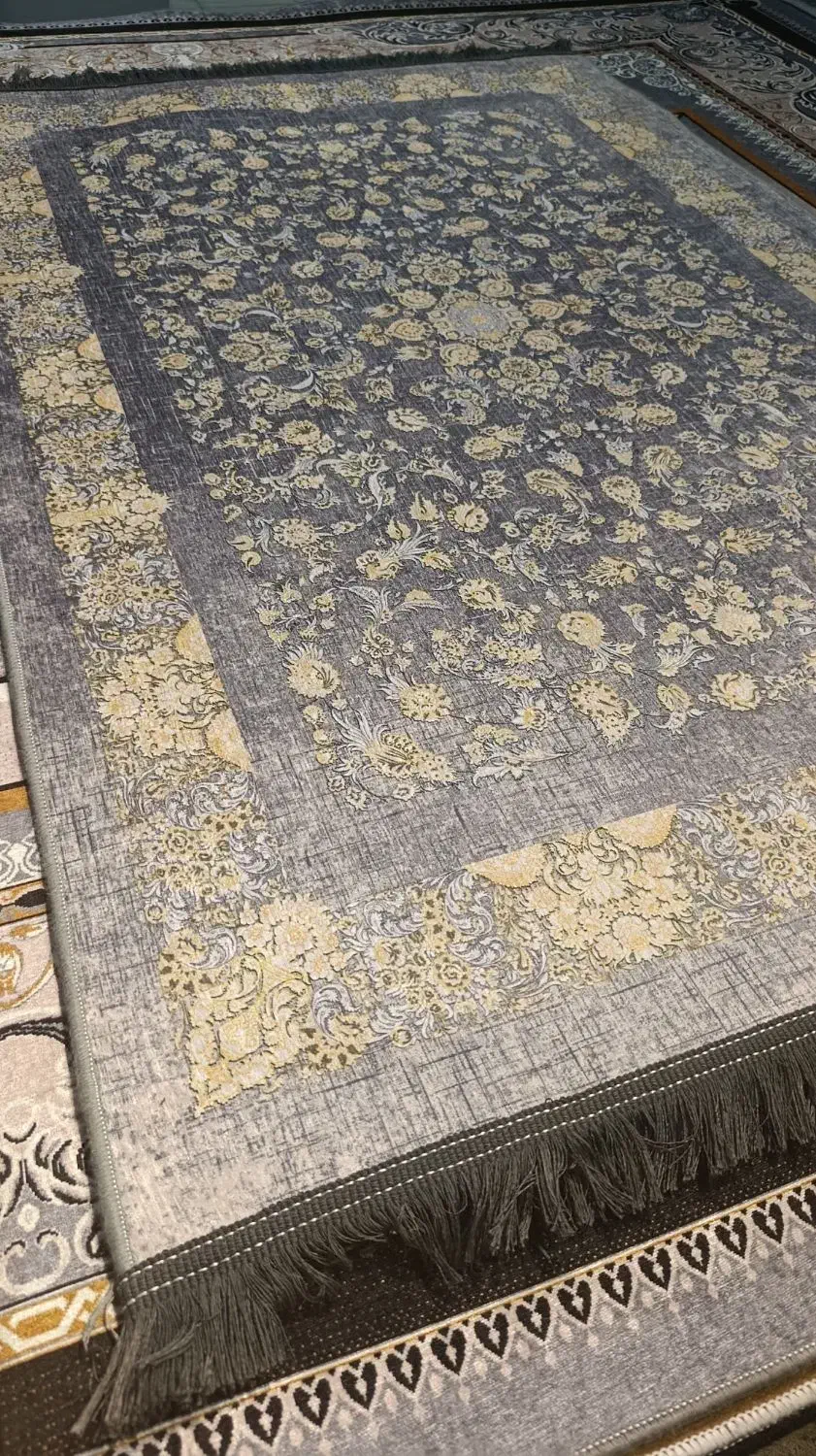 فرشینه ۱۰۰×۱۵۰ با تراکم ۱۵۰۰ گرم و پارچه ضد لک|فرش|اصفهان, لیمجیر|دیوار