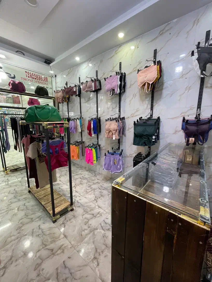 اجاره مغازه ۱۶ متری کوزو ۵|اجارهٔ مغازه و غرفه|پرند, فاز ۵|دیوار