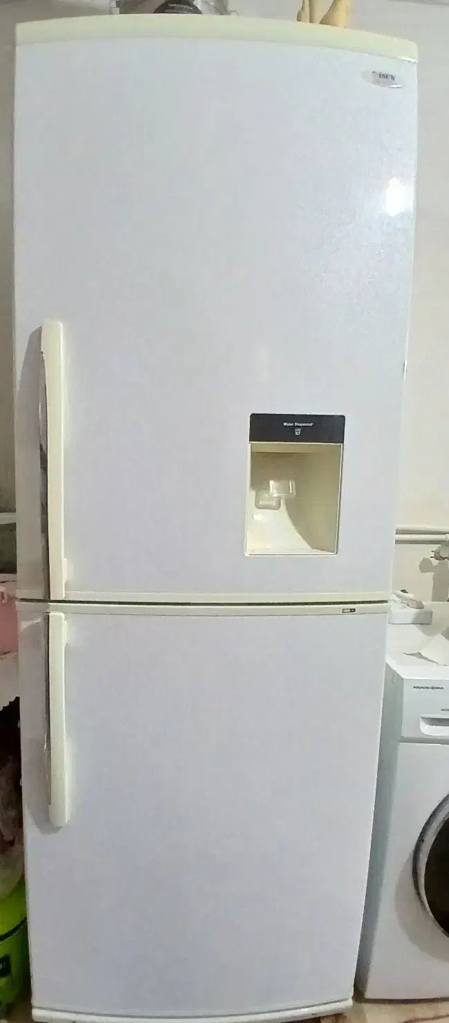 ۲ عددیخچال درحدنو|یخچال و فریزر|زبرخان, |دیوار