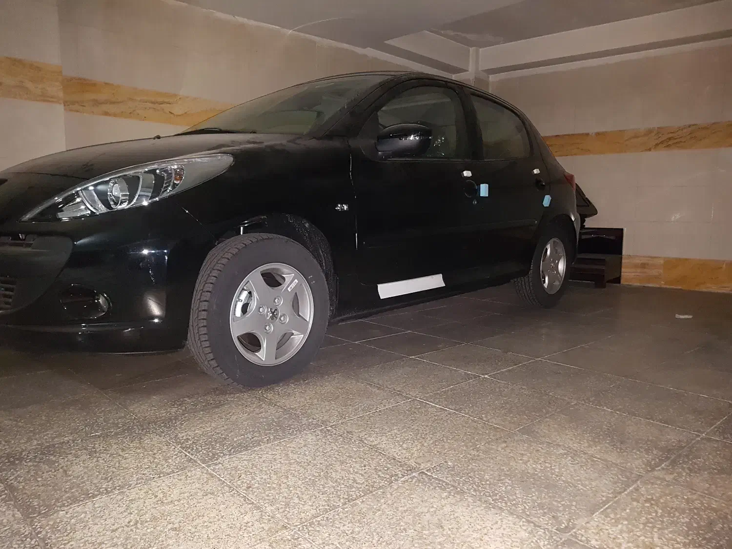 پژو ۲۰۷ اتومات مدل ۱۴۰۴ پاناروما بنزین فول|خودرو سواری و وانت|تهران, شهرک محلاتی|دیوار