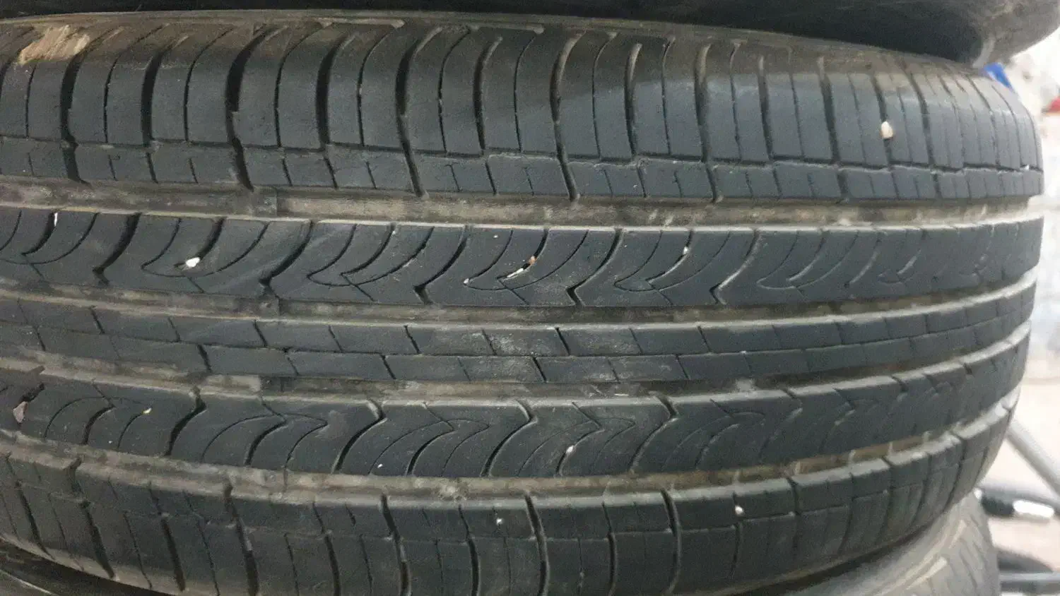 ۴ حلقه لاستیک ۲۰۵ رینگ ۱۴ نکسن کره ای|قطعات یدکی و لوازم جانبی|بندر گناوه, |دیوار